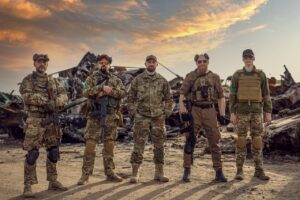 Співак GREMO презентує відеокліп “American Ukrainian”, відзнятий у місцях бойових дій