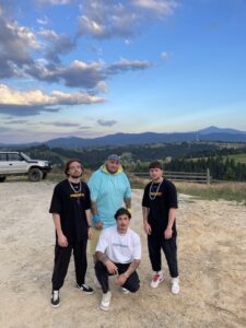 Ostrovskyi, Kelsy, “MOLODI” презентують потужний кліп до Дня Незалежності України, відзнятий у самому серці Карпат