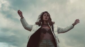 Співачка та скрипалька Eliza Lir презентує новий сингл “Будь мені”