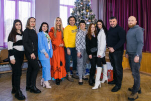 БФ «Діти Дітям» та ГО «Лікарський фронт» влаштували незабутнє свято дітям-сиротам