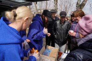 «Коли горо́д — єдине, що залишилося після російської агресії»: допомога для Іванківської громади