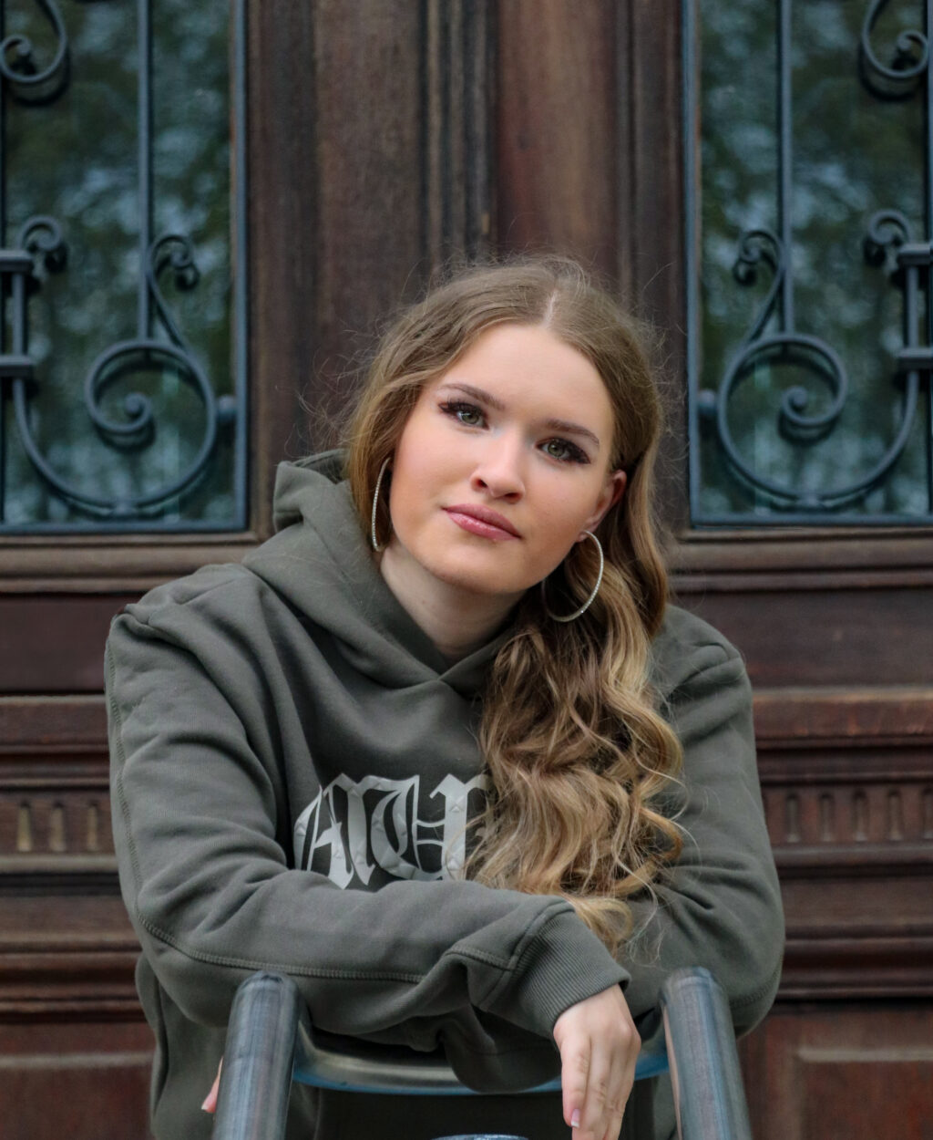 Глибокі сенси в україномовній версії пісні «Ich Erzähl dir