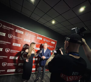 Зірковий дебют ТікТок блогерки SIMBOCHKA у ролі ведучої українського телеканалу