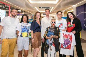 персоналізовані футболки для Олега Скрипки, Дмитра Гордона, Степана Казаніна та Влади Литовченко