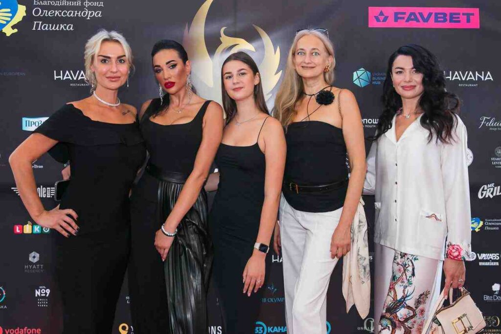 Kamaliya, Mila Nitich, Віталій Борисюк, Андрій Кіше, сестри Нерсесян виступили  на благодійному заході