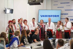 Український народний хор ім. Г. Г. Верьовки вирушає у міжнародне благодійне турне