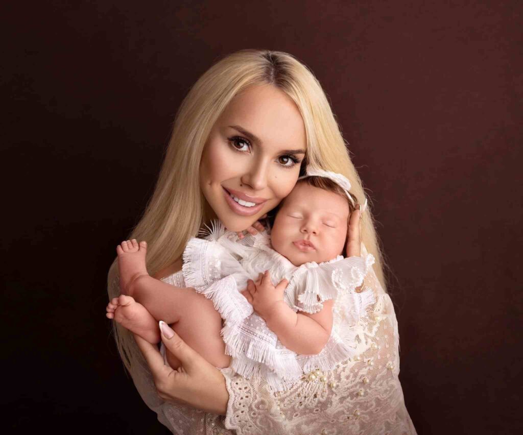 СолоХа здивувала шанувальників новою фотосесією молодшої доньки