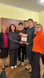 Учні однієї з Київських шкіл зібрали гроші на лікування військових