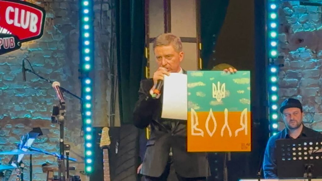 Ведучий Паша Шилько закликав допомагти рятувати кінцівки пораненим військовим