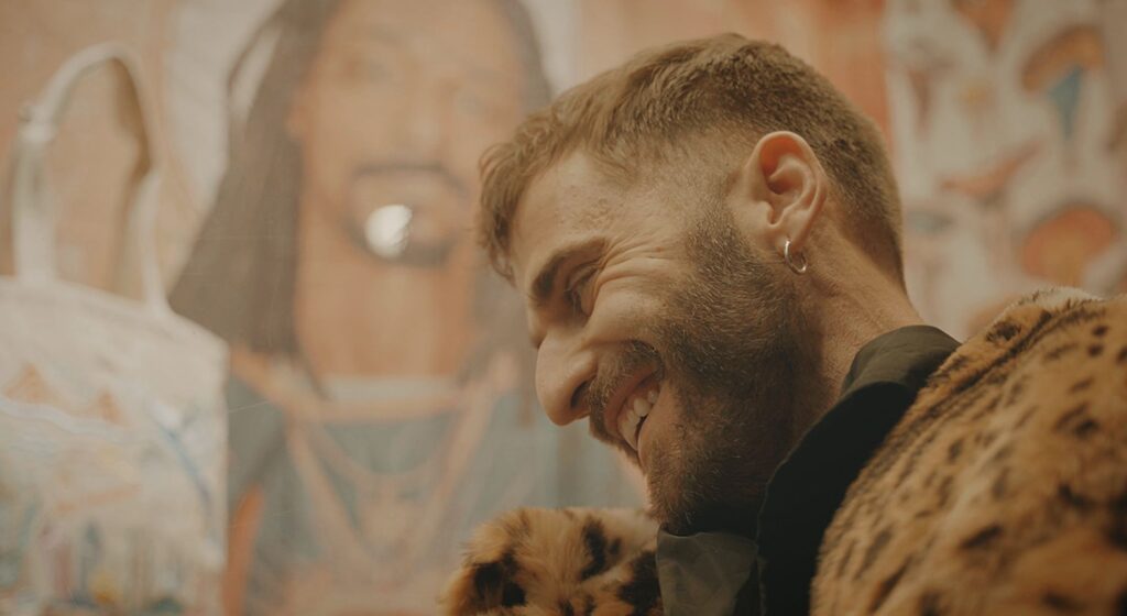 ANDRUX у своїй новій роботі “Качелі” розповів про нещасливі стосунки