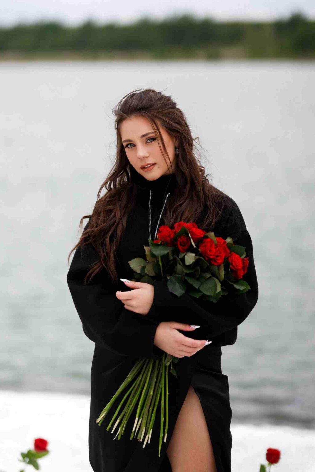 “Закохалась, він мій рай”: Соня Ориняк дебютує з треком “Приворожила”