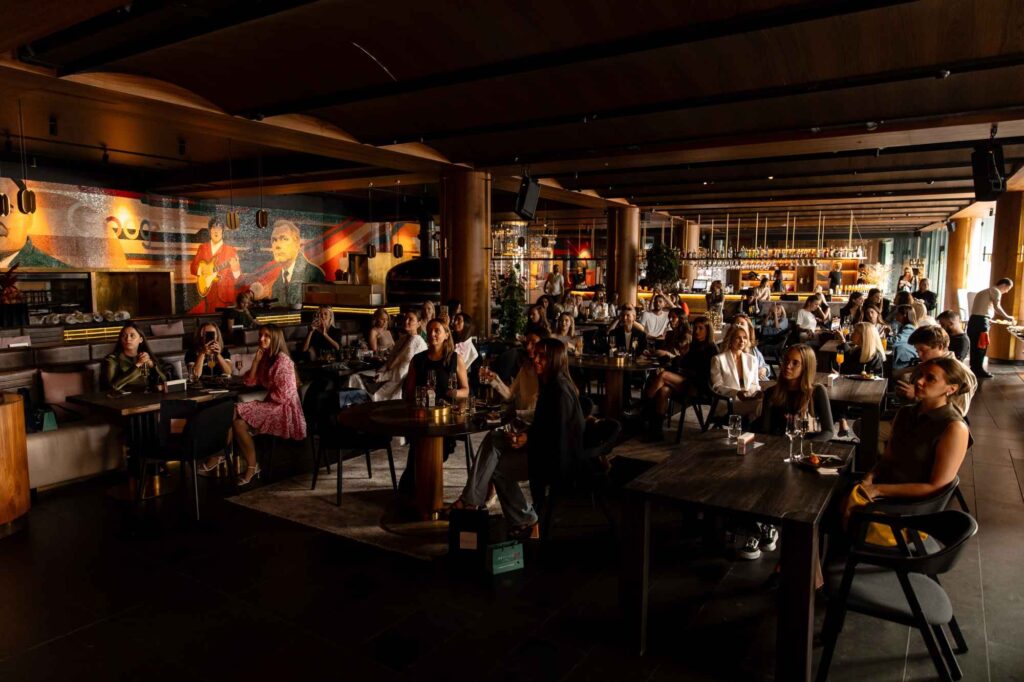 Ірина Адоніна та її благодійний фонд United For Freedom зібрали українських дизайнерів на Public Talk: розвиток брендів під час війни