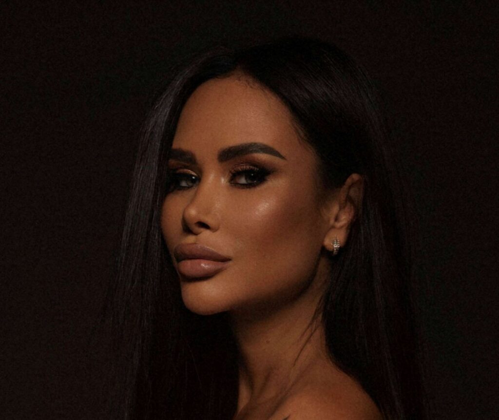 Нове ім’я в українській музичній індустрії: співачка Margo Damaska презентує сексуальний ремікс на пісню «Кохаємося»