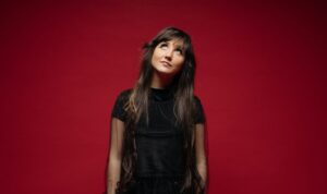 VICTORIA NIRO презентує пісню «Ворожка» — глибоку історію про пошуки любові й віри в себе