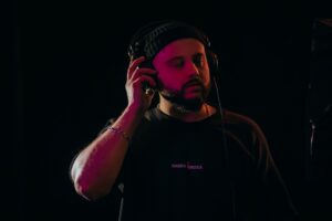 Другий трек MoNaKiss –-«Ламай» – новий голос вуличної молоді