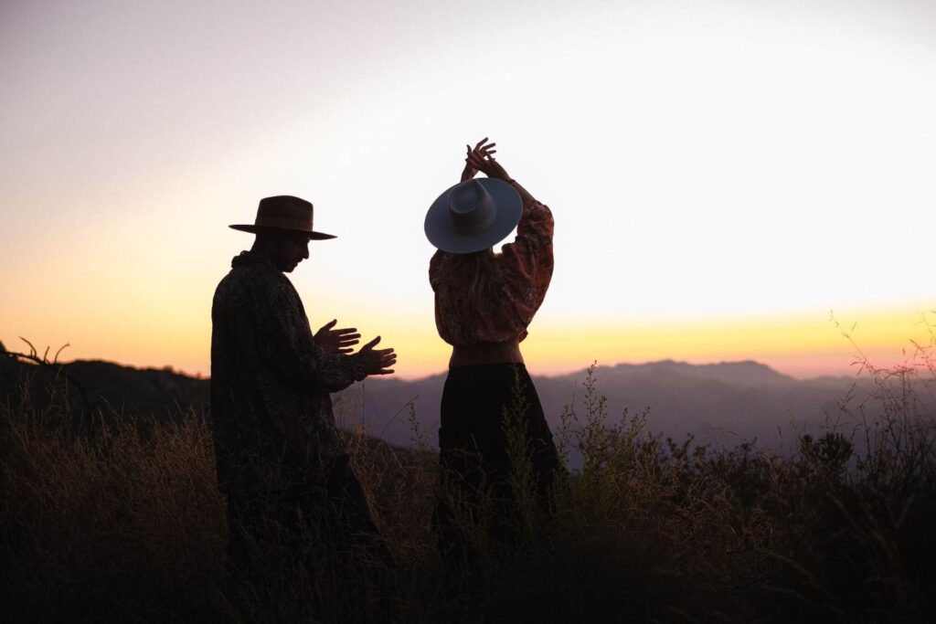 Перший реліз від саундпродюсера Тіни Кароль та Brunettes Shoot Blondes - «Птахи» від KOBZARUK