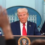 Час на перемирʼя спливає. Трамп досі думає, як і чи взагалі карати Путіна, — The Atlantic