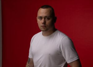 Відомий інфлюенсер THE OLEG, який полюбився мільйонам, презентує дебютний трек «Мила не плач»