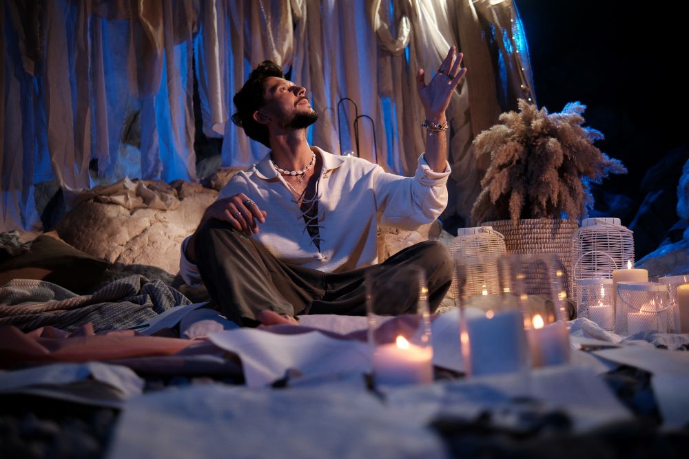 Символічний діалог світів: світ побачив новий кліп SERAFÝN і ALBINA «Шлях»