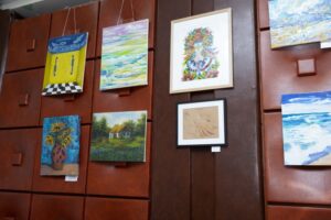 Київська бібліотека імені Івана Франка стала простором міжнародної арт-співпраці України та Азербайджану - культурний вернісаж “Калейдоскоп кольорів”