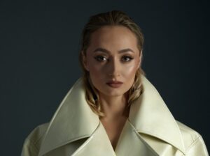 Пісня “Light in Us” як особиста заява TINA PETRIV для Національного відбору на Євробачення