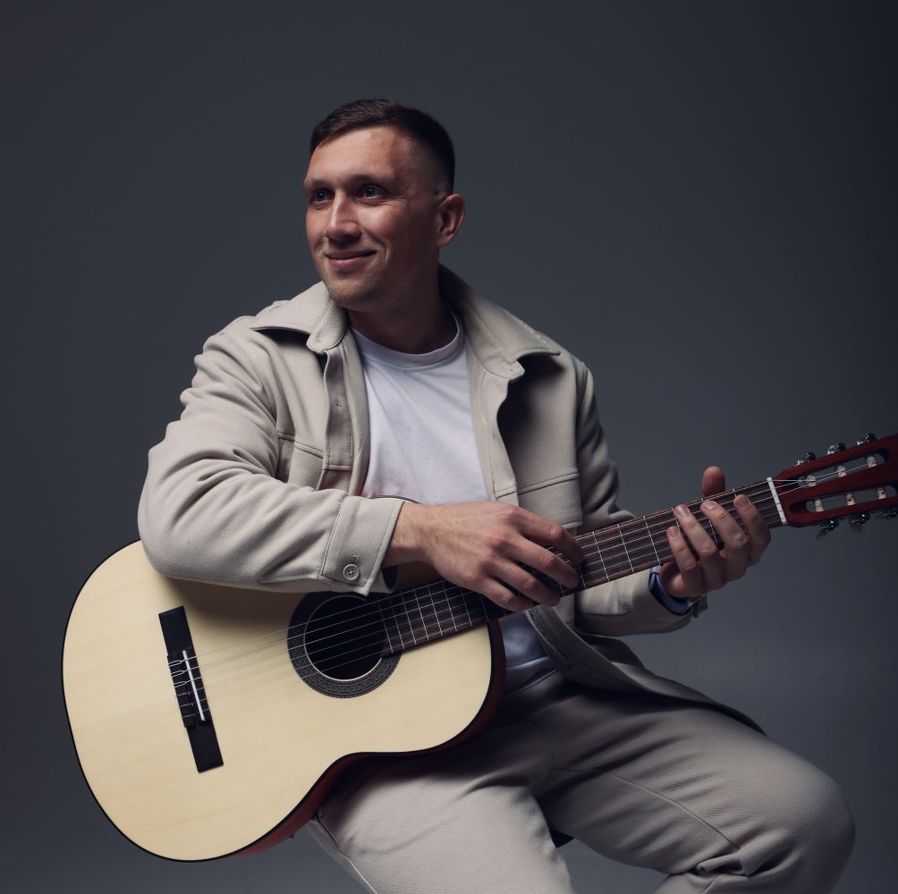 Serhii Presniakov: як український музикант і відеограф поєднує музику та кінематографічний стиль