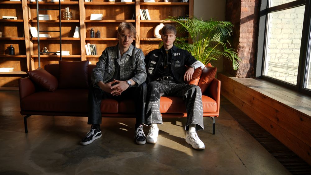 Гурт Amberwhale презентували «Новий день» – емоційний альтернативний рок про втому, напругу і надію