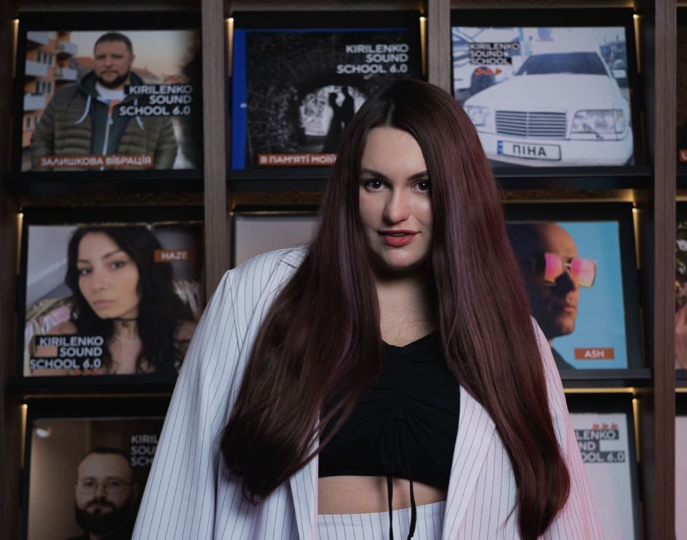 KAINENTA презентує «Крик мовчання» - емоційну пісню про внутрішню боротьбу та пошук гармонії