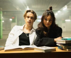 NICOLE озвучила найемоційніший момент юності – премʼєра пісні «Останній дзвоник»