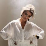 «Біля тебе» - пісня про любов, чесність із собою та сміливість говорити про почуття: ANELLY презентує новий реліз