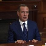 Медведєв пригрозив розпочати «повноцінну космічну війну» зі США