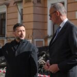 «Ми готові до переговорів». Мерц у Києві закликав Путіна зупинити «безглузду війну»